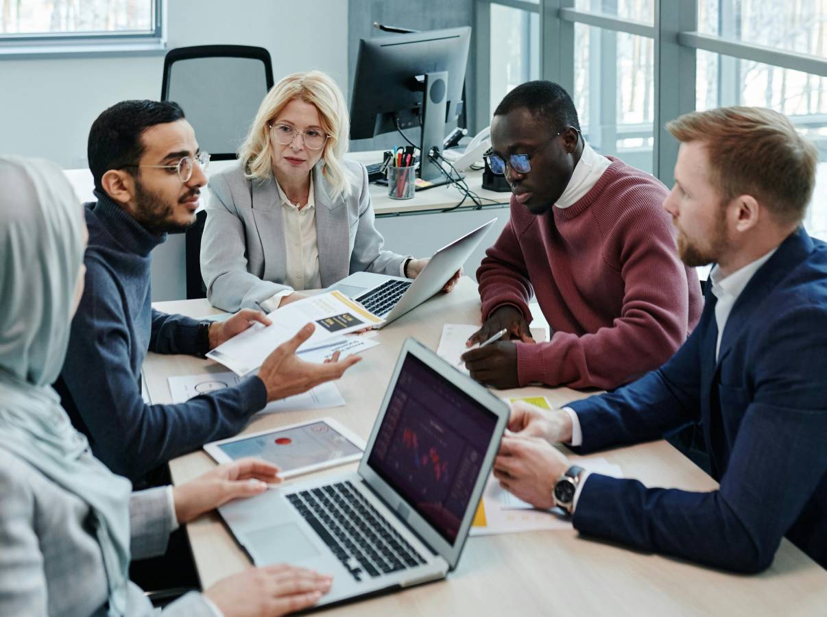 Corporate Services 10 global corporate services